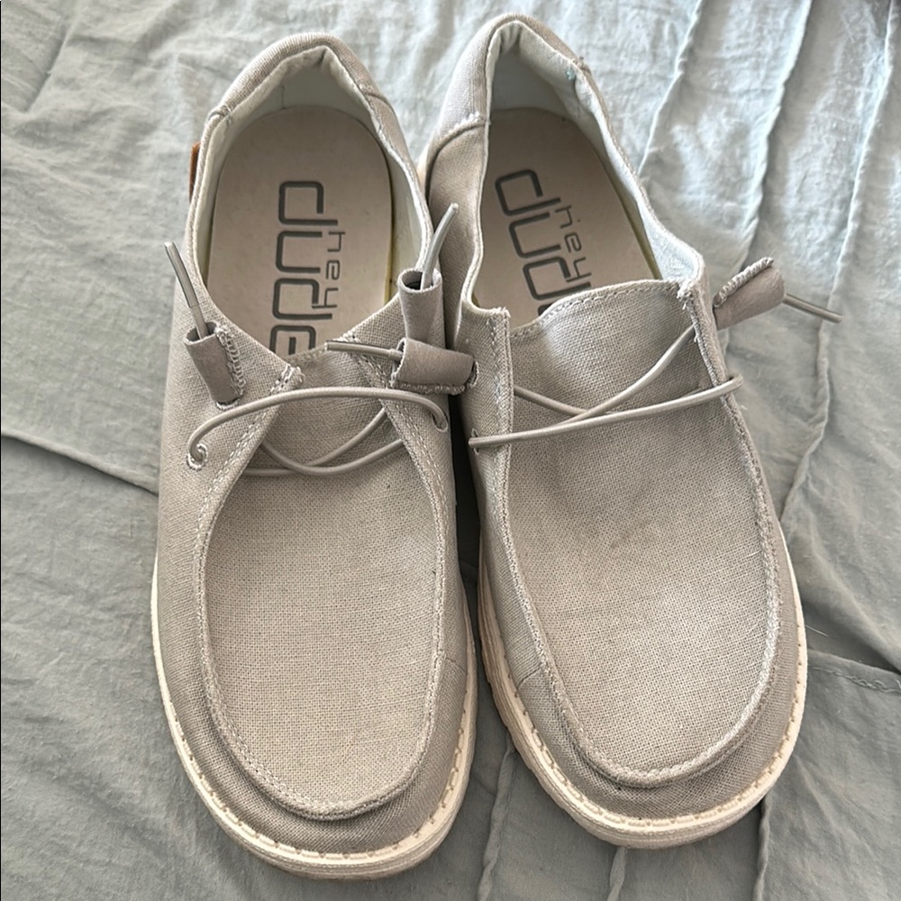 Hey Dude Women’s Gray Casual Shoes